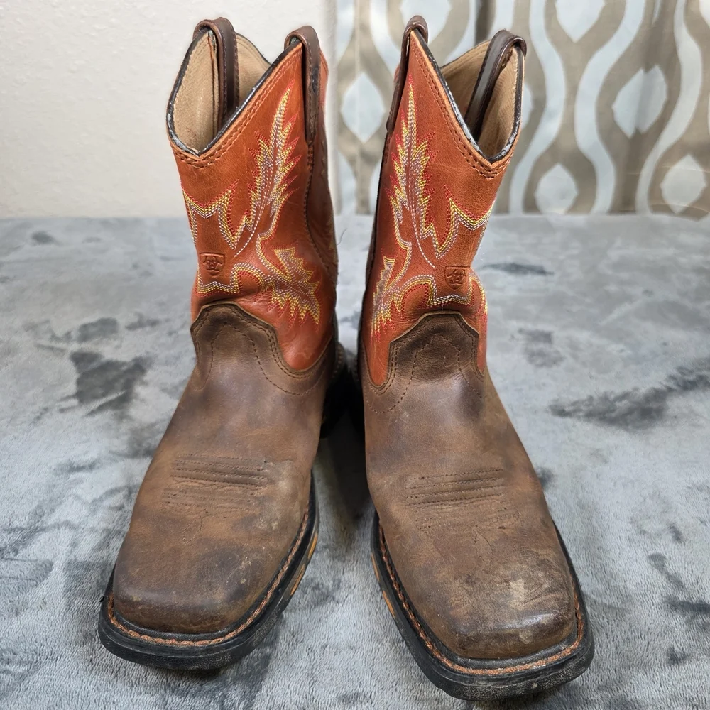 Ariat step out
